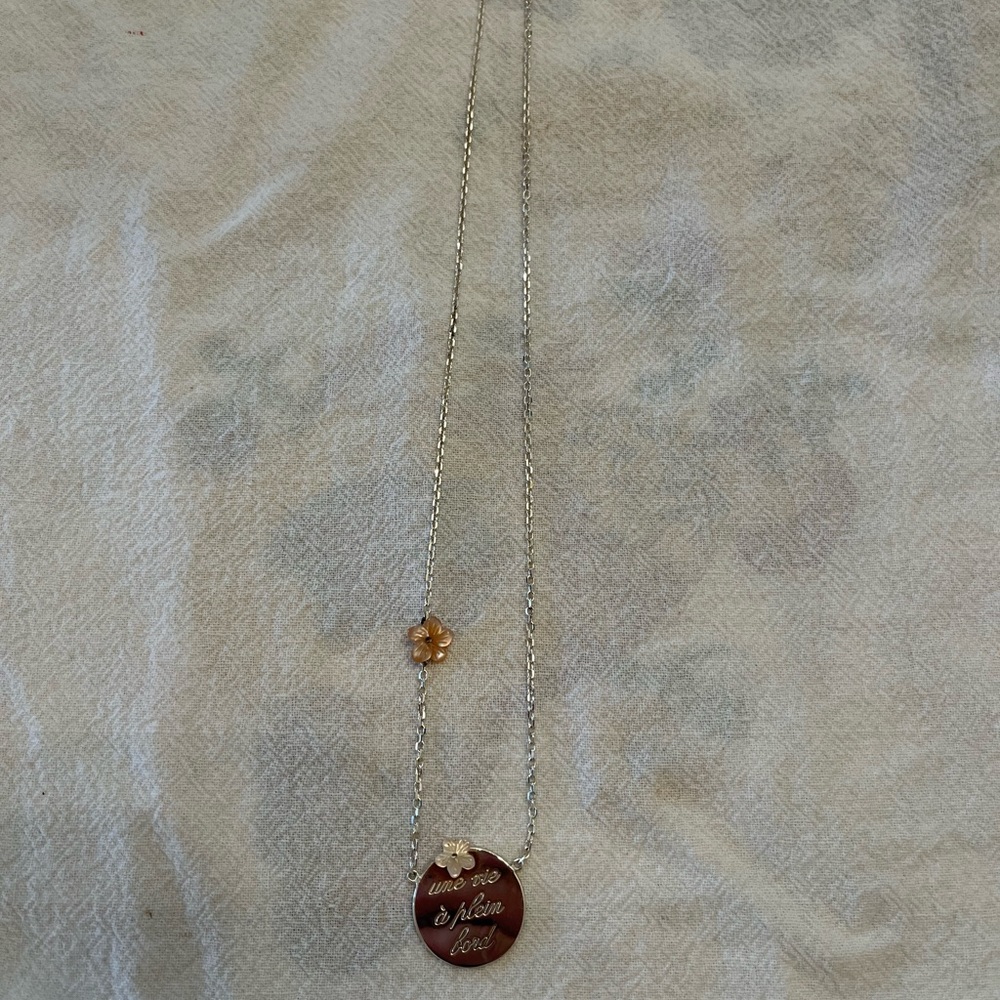 Silver Floral Parisian Necklace - Picture 5 of 5